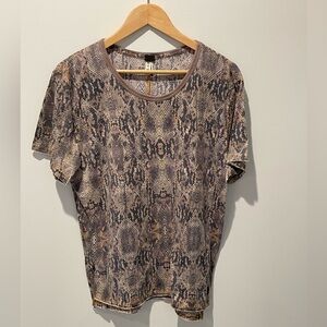 We the Free Snakeskin Print Short Sleeve‎ Tee Size M
